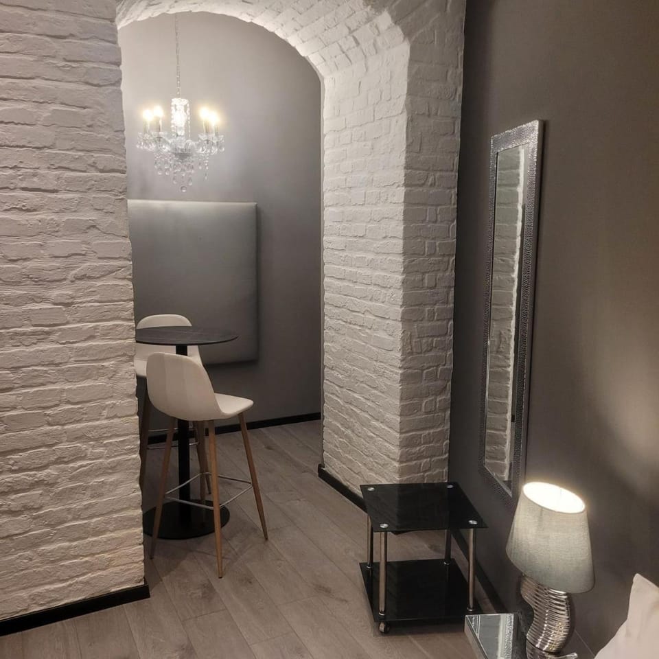 Binder-Home Stylish Studios Budapest/Parliament Apartment in Budapest