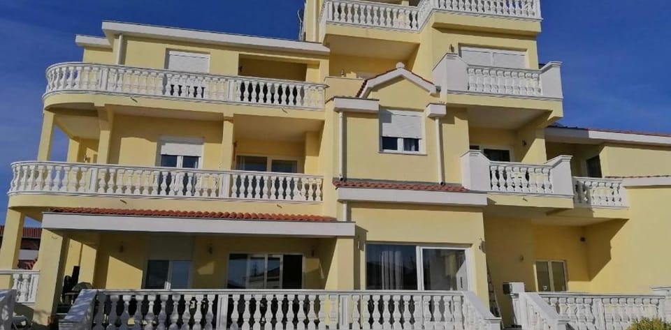 Apartments Jareb Apartment in Šibenik-Knin County, Croatia