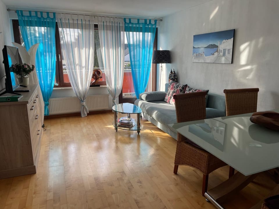 Living room, Bedroom