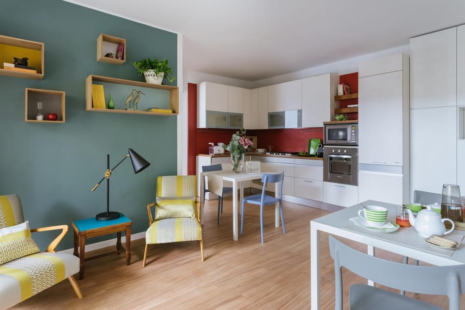 Kitchen or kitchenette, Dining area, Food, minibar, pet friendly, stove