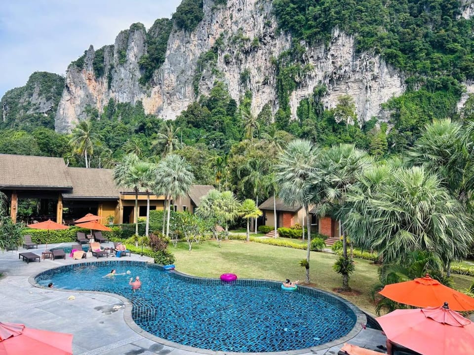 Balcony/Terrace, Garden view, Pool view