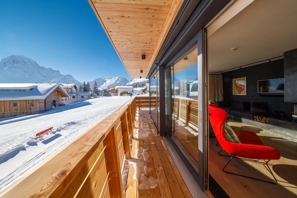 Natural landscape, Winter, Summer, Golfcourse, Sauna, Skiing, Balcony/Terrace, Balcony/Terrace, Lobby or reception, Fitness centre/facilities, Hiking, Mountain view, Mountain view, Swimming pool, Continental breakfast, Alcoholic drinks, Non alcoholic drinks, Open Air Bath