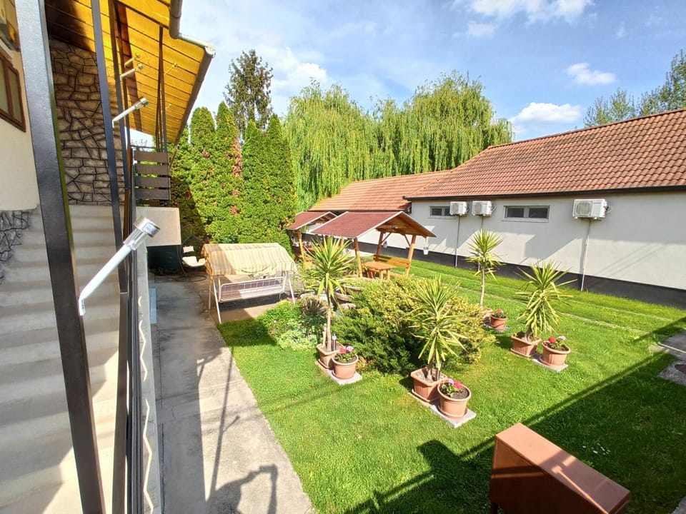 Inner courtyard view
