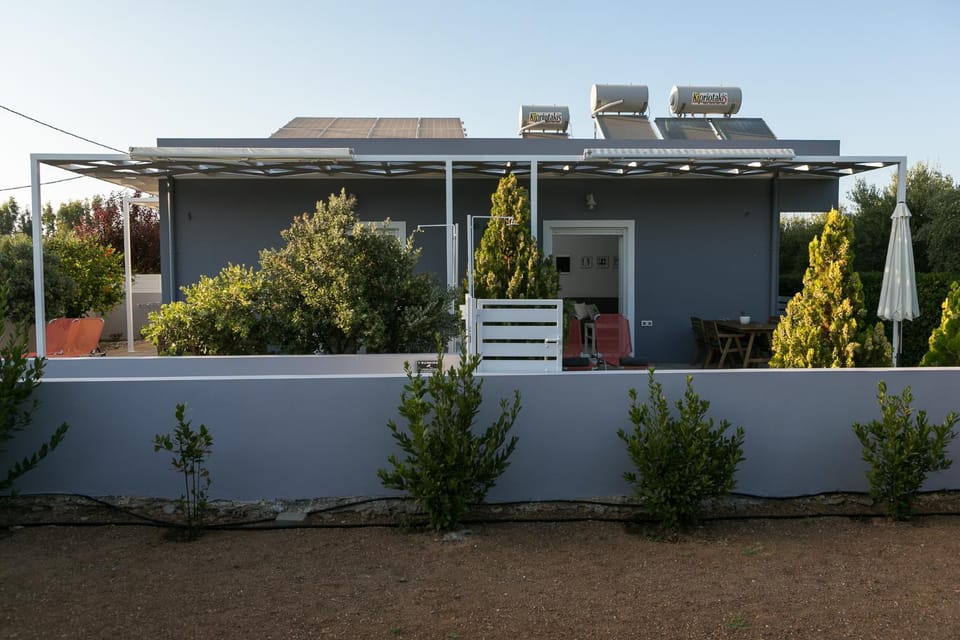 Manos Housing Units House in Crete