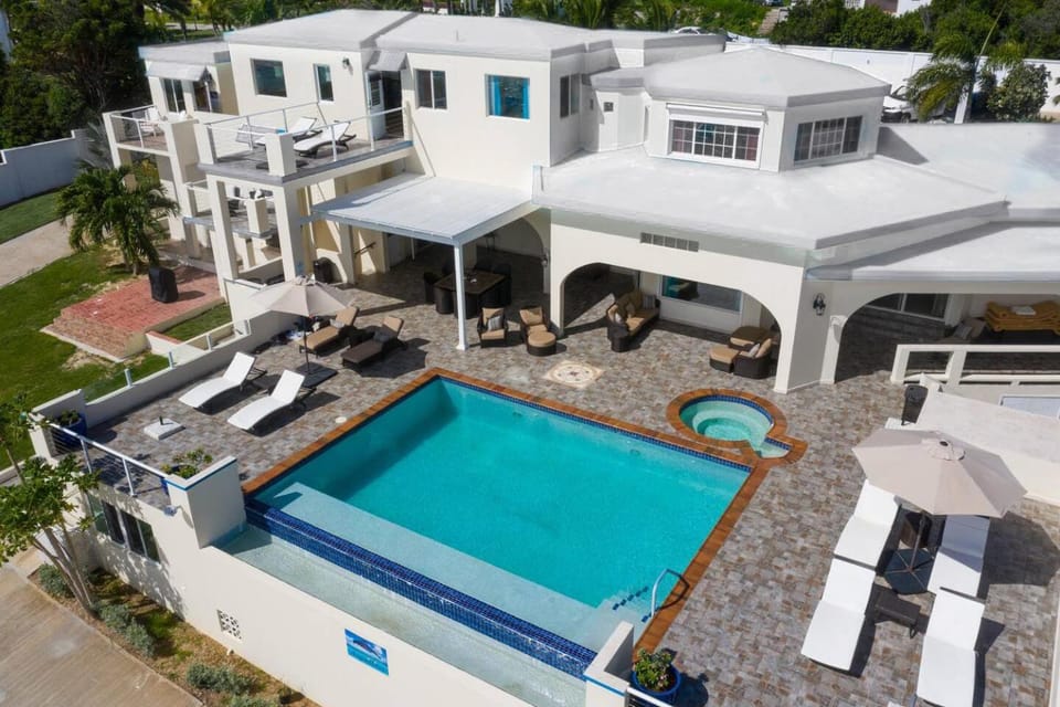 Patio, Balcony/Terrace, Pool view, Swimming pool, sunbed
