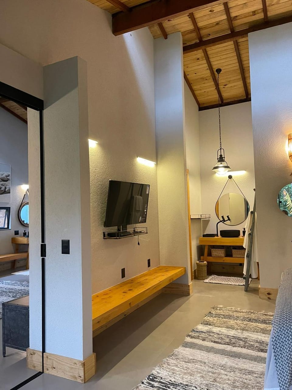 TV and multimedia, Bedroom