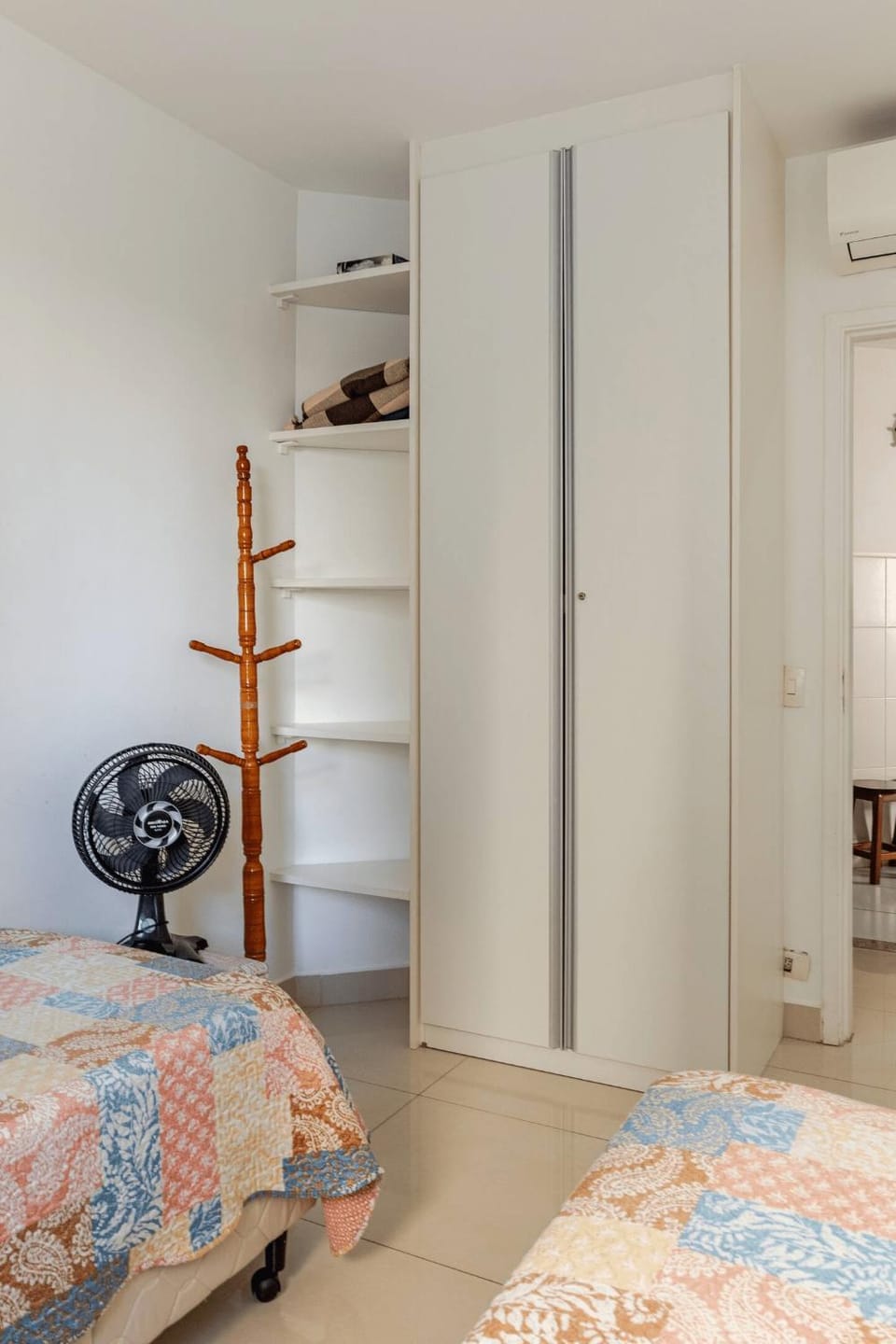 Photo of the whole room, Bedroom, air conditioner