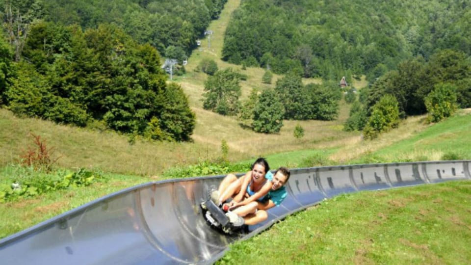 Nearby landmark, Natural landscape, Activities, Sports