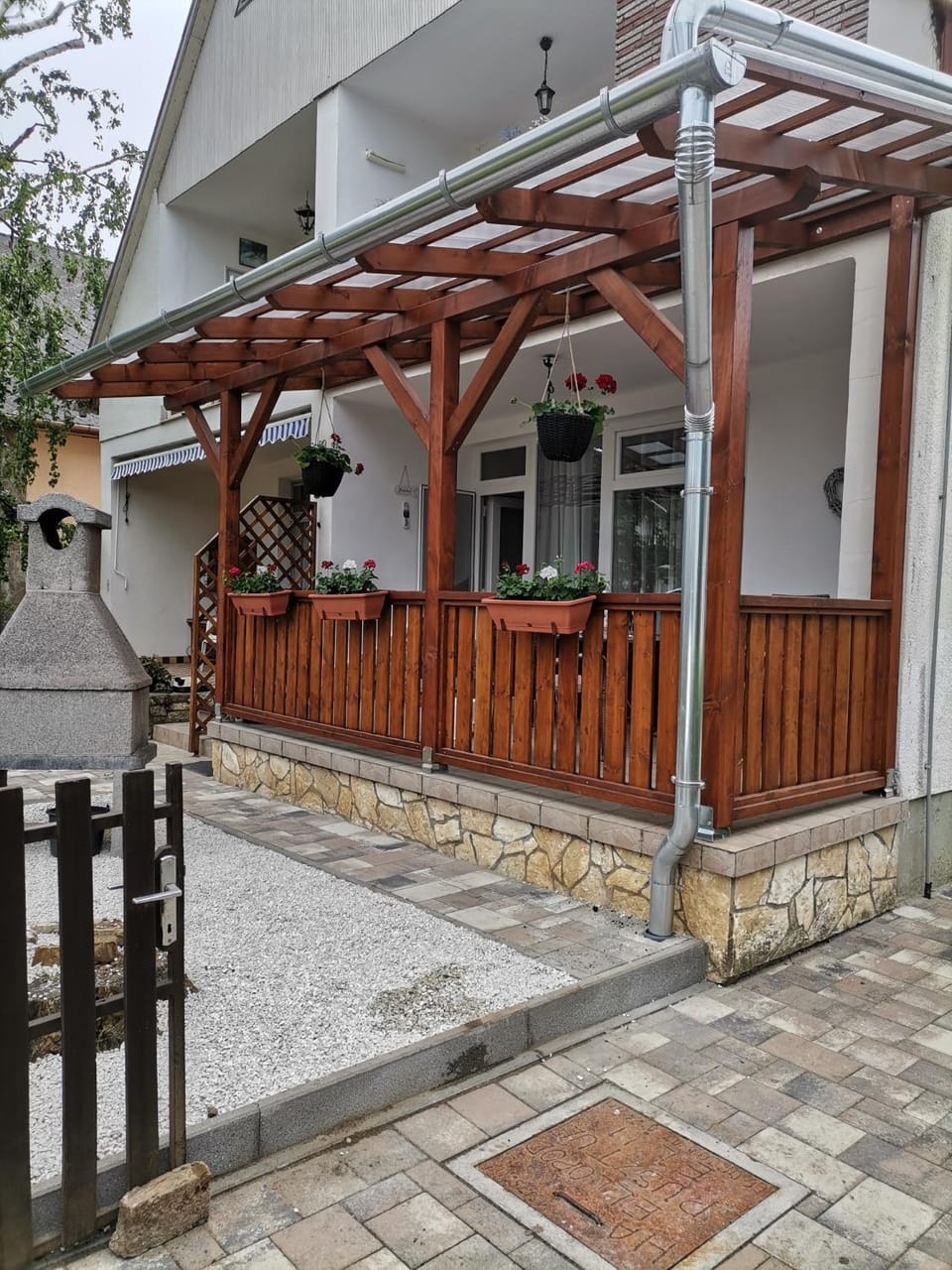 Facade/entrance, BBQ facilities