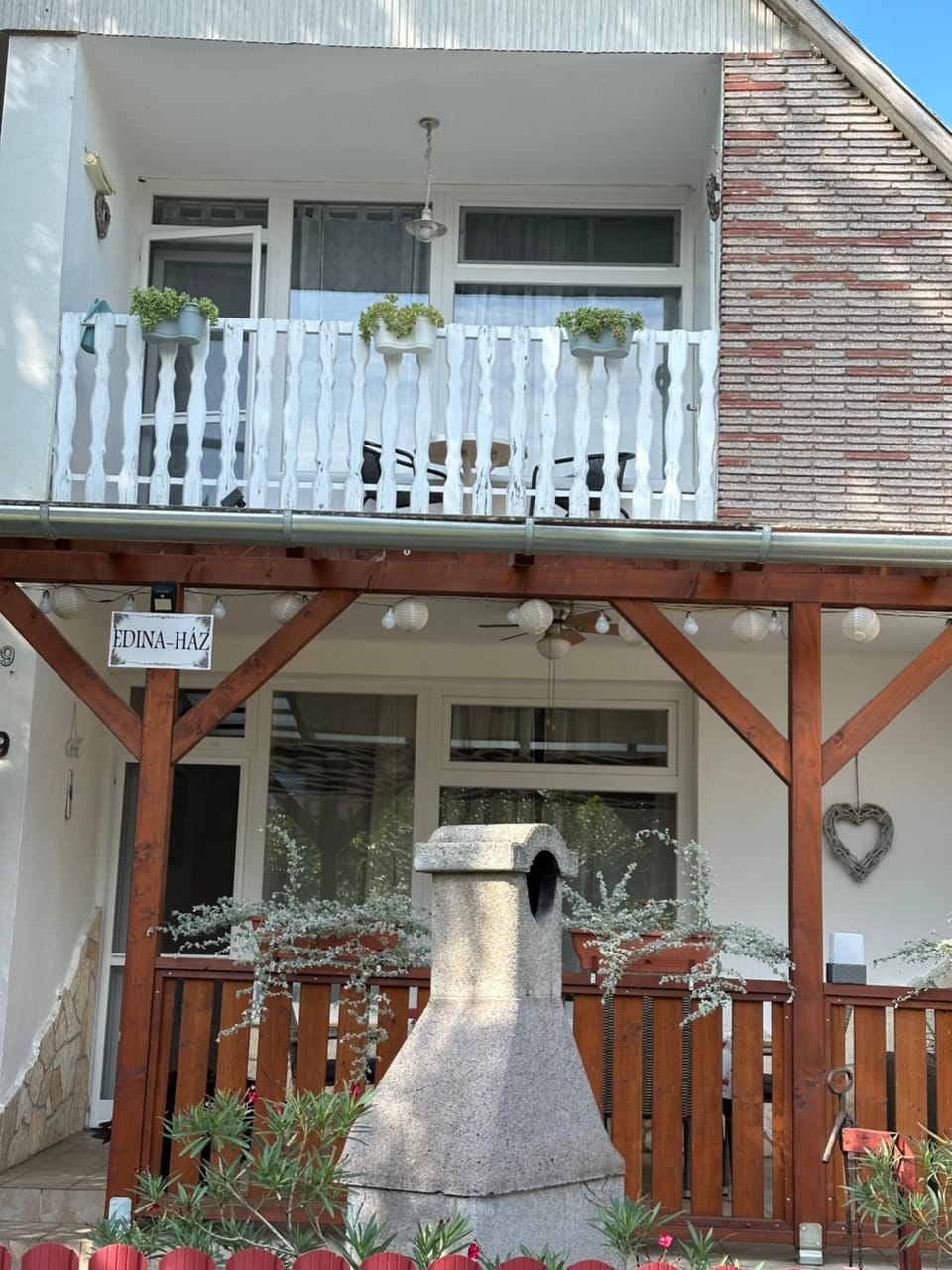 Property building, Balcony/Terrace