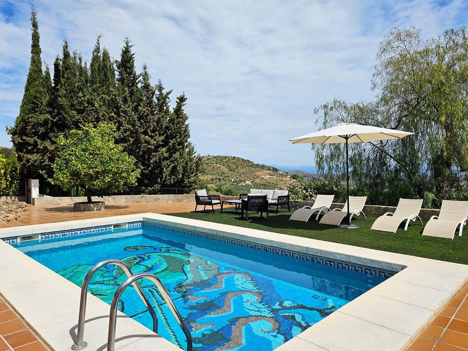 Summer, Solarium, Garden view, Lake view, Mountain view, Pool view, Swimming pool