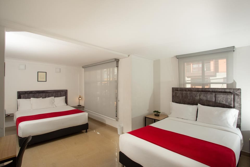 Bed, Photo of the whole room, Decorative detail, Bedroom, wardrobe