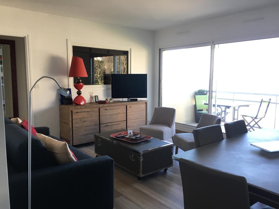 Appartement, vue mer à 150m de la plage Apartment in Trouville-sur-Mer