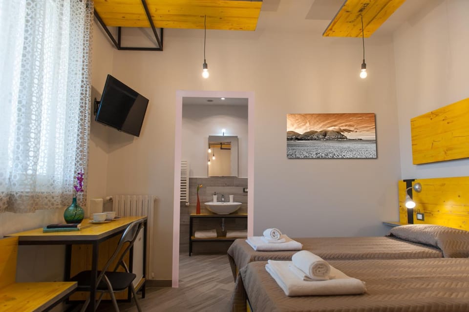 Bathroom, Photo of the whole room, Bedroom
