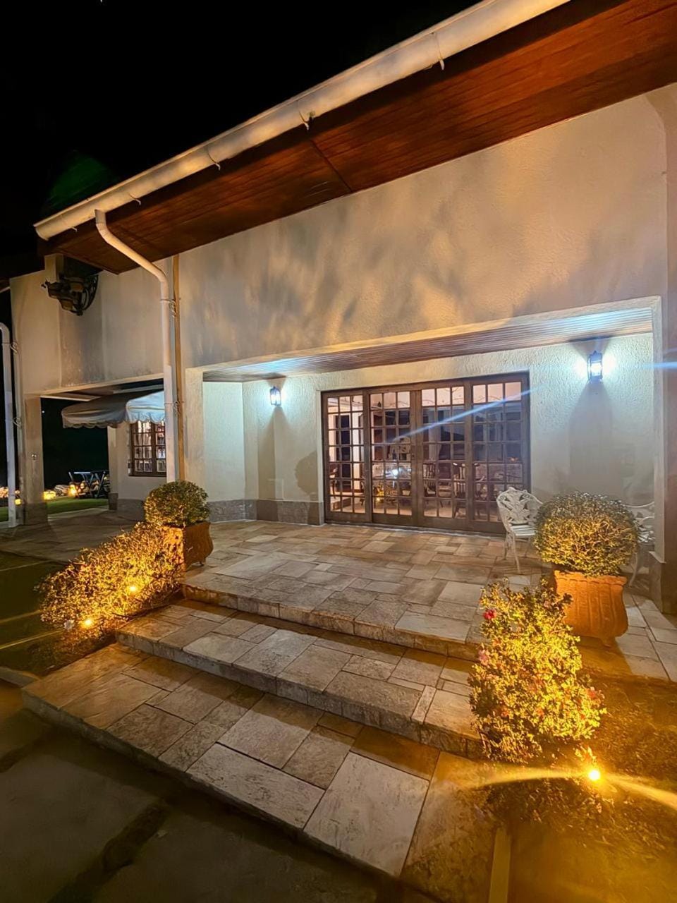 Guest House Família Bed and Breakfast in Campos do Jordão