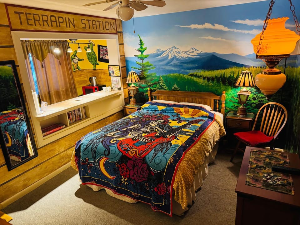 Itty Bitty Inn Inn in Coos Bay