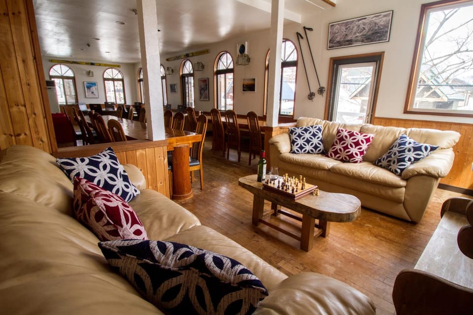 Lounge or bar