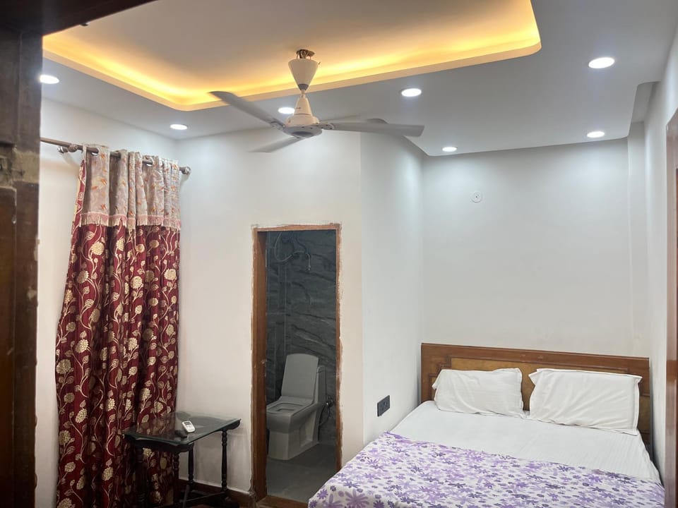 Sagar Niwas Hotel in New Delhi