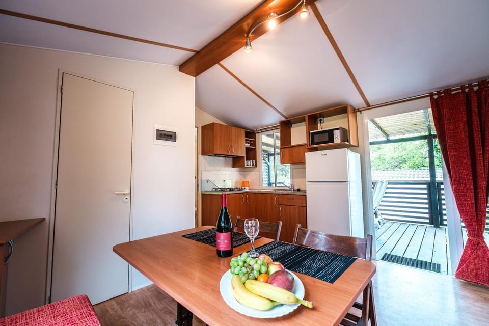 Mobile Homes Comfort CAPRI Bijela Uvala Campground/ 
RV Resort in Istria County