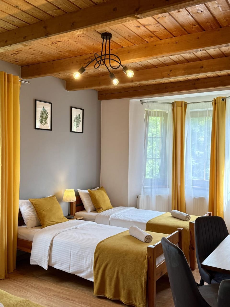 Bed, Photo of the whole room