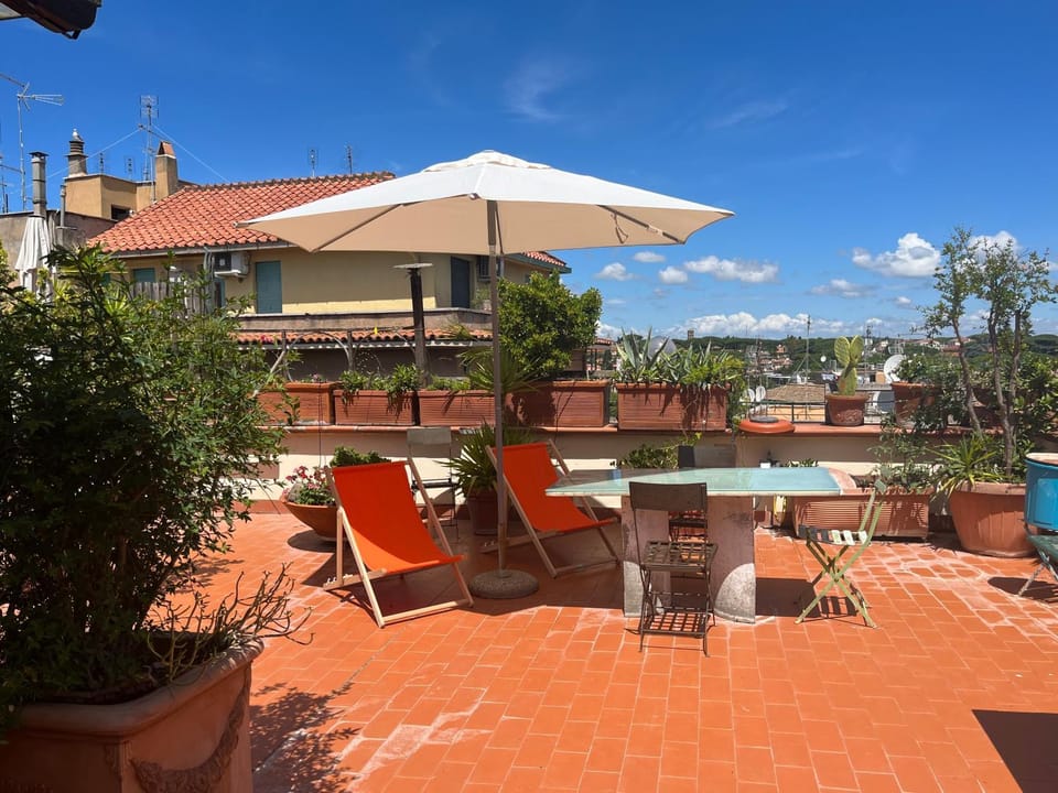 San Saba Rooftop Garden House in Rome