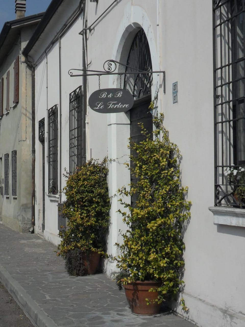 Facade/entrance, Street view