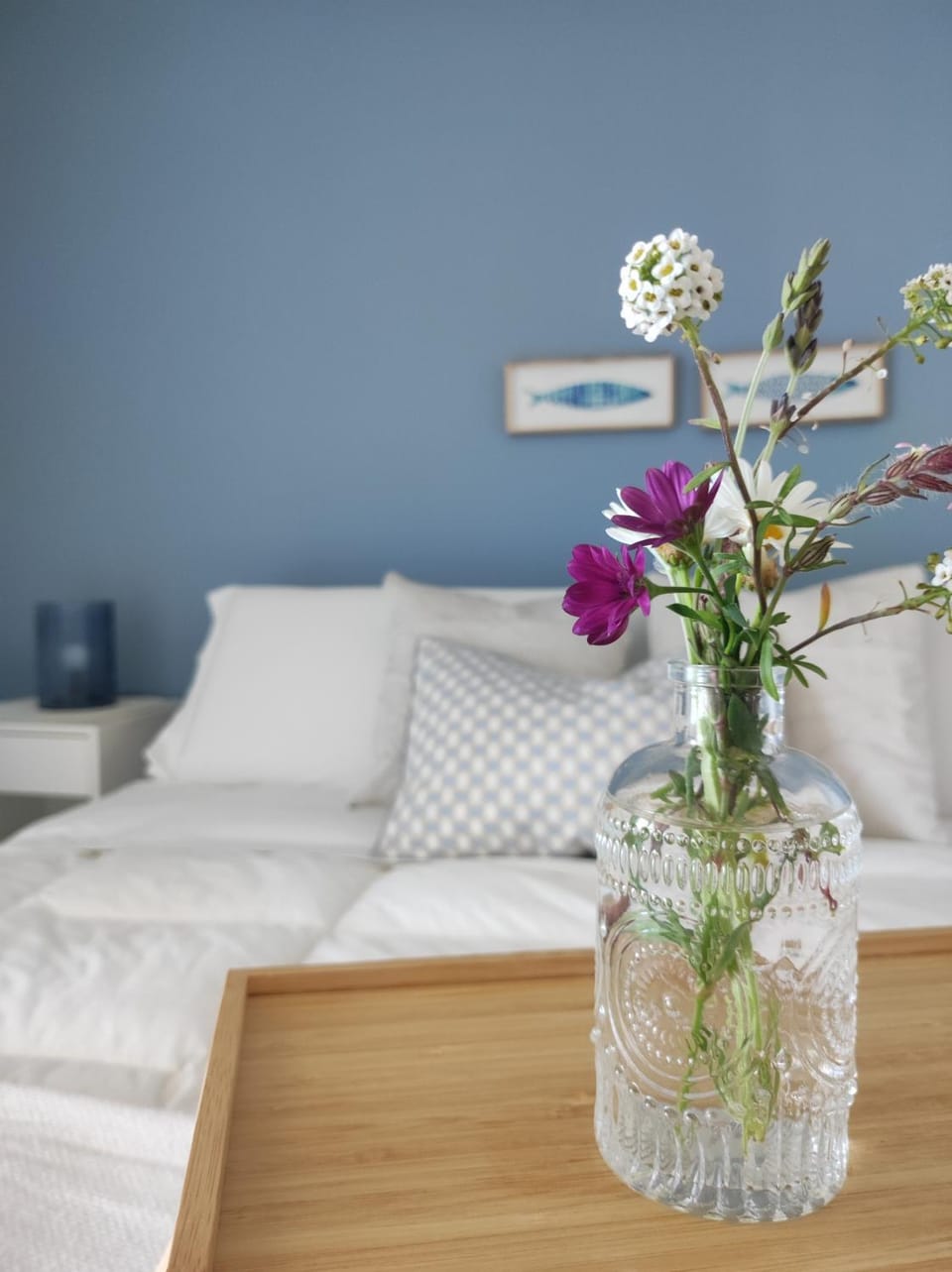 Bed, Decorative detail, Bedroom