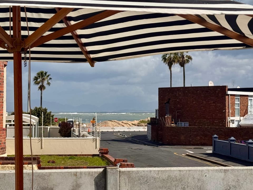 Patio, Beach, Sea view