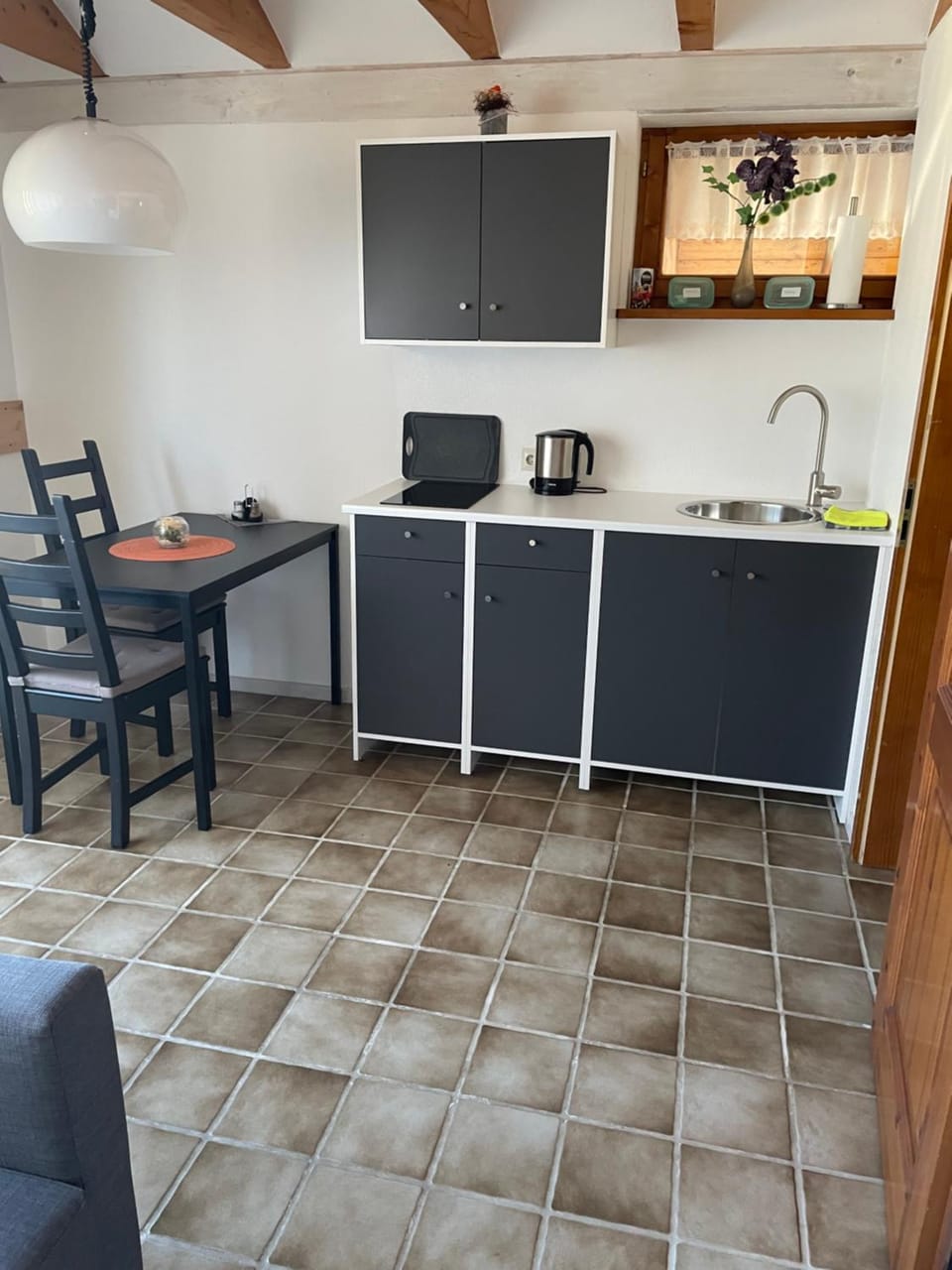 Photo of the whole room, Dining area, Food