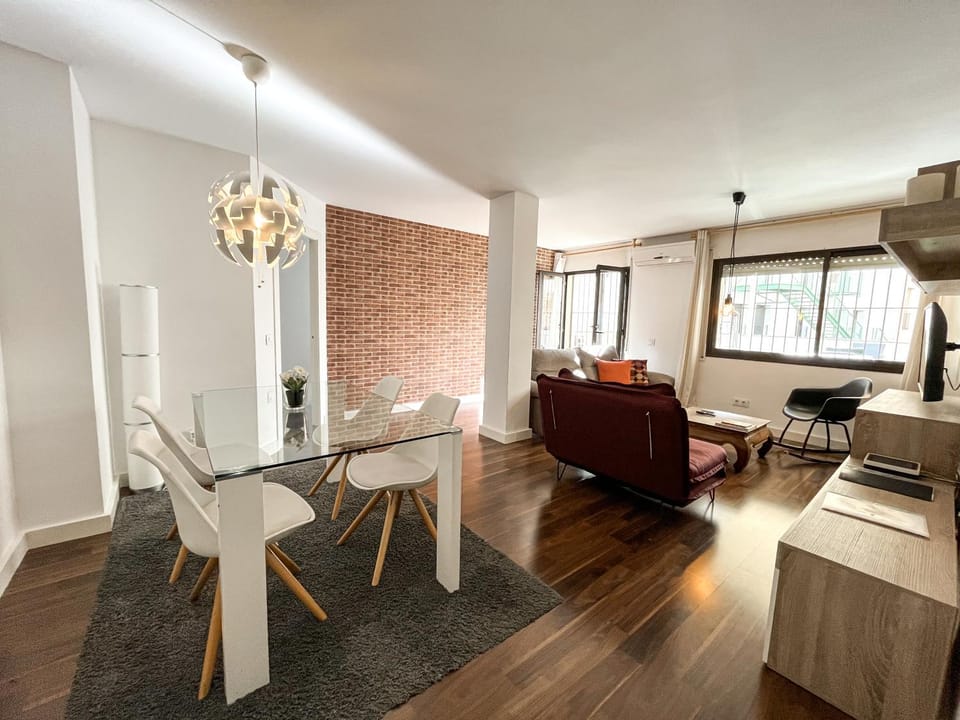 Apartamento para 4 con terraza en el centro Apartment in Girona