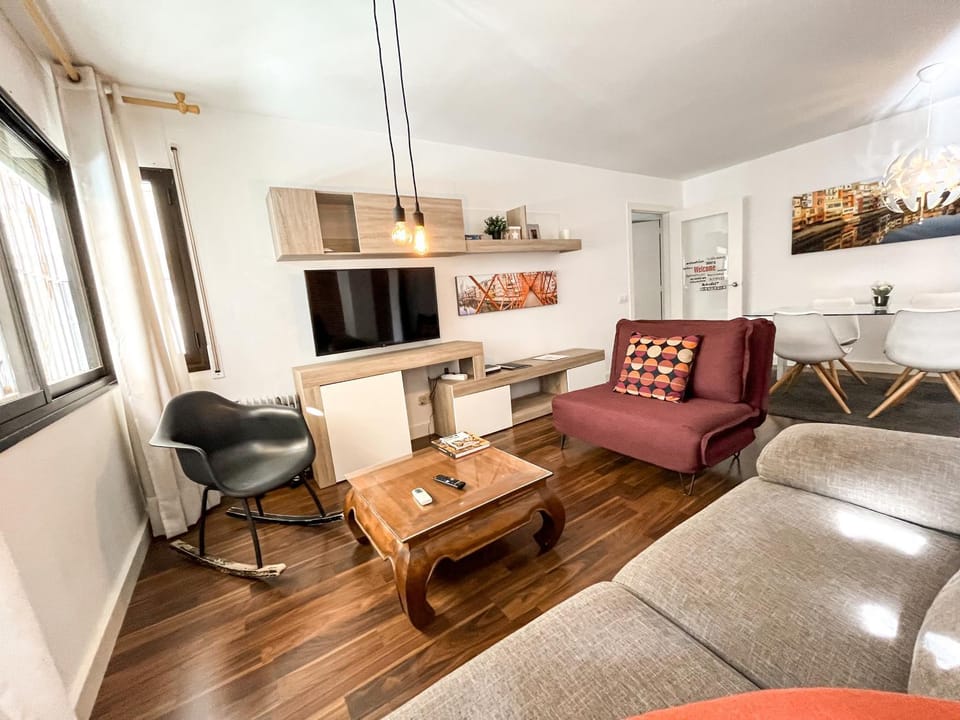 Apartamento para 4 con terraza en el centro Apartment in Girona