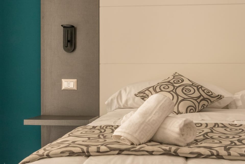 FALERON Santa Lucia Bed and Breakfast in Naples