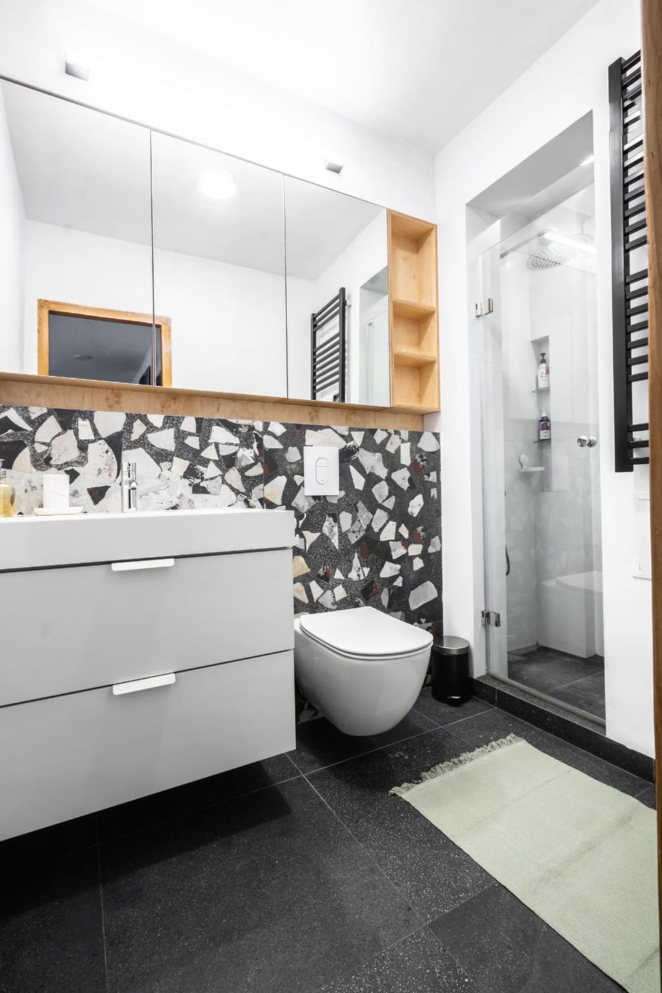 Shower, Toilet, Bathroom