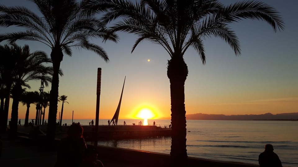 Nearby landmark, Neighbourhood, Winter, Beach, On site, Sunrise
