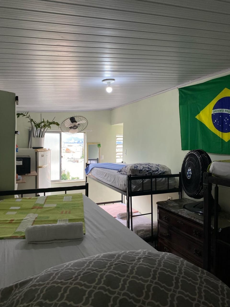 View (from property/room), Photo of the whole room, Dining area, Bedroom, City view