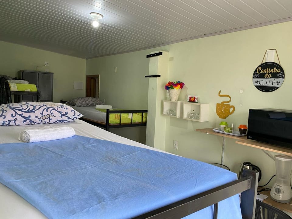 Quarto Masculino Compartilhado Santa Teresa Barra Glória Em cobertura Vacation rental in Santa Teresa