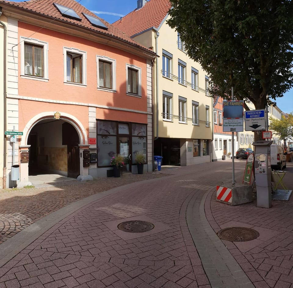 Facade/entrance, Street view