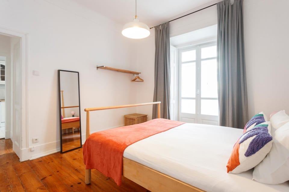 Bed, Photo of the whole room, Bedroom, Family, hair dryier, heating, internet, wardrobe