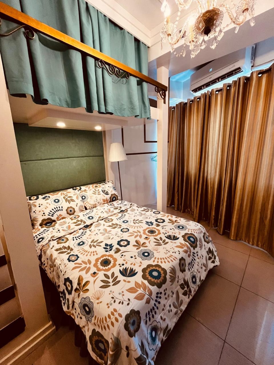 Tiffany Room At Shell Residences Apartment in Pasay