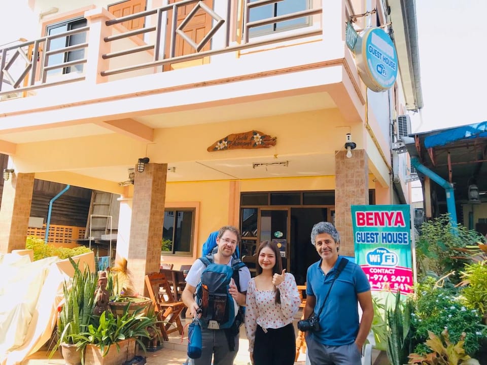 Benya Guest House Hostel in Laos