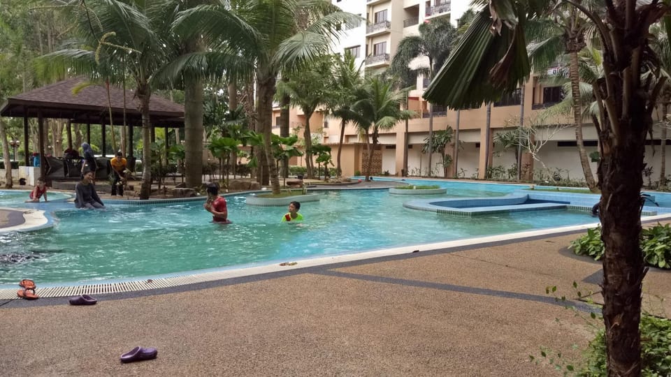 Swimming pool