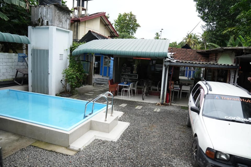 A4 Residence Colombo INTL Airport BY Airport A4 Transit Hub - Free WIFI & Airport Pick Up & Drop 24HRS Hostel in Western Province