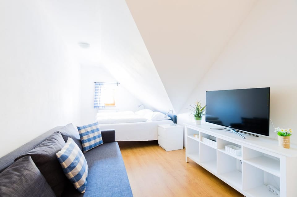 Living room, Seating area, Bedroom