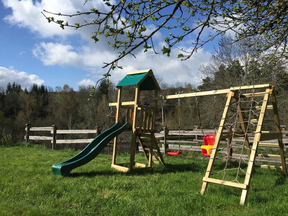 Children play ground, Fishing, Garden, Hiking, Cycling, Sports