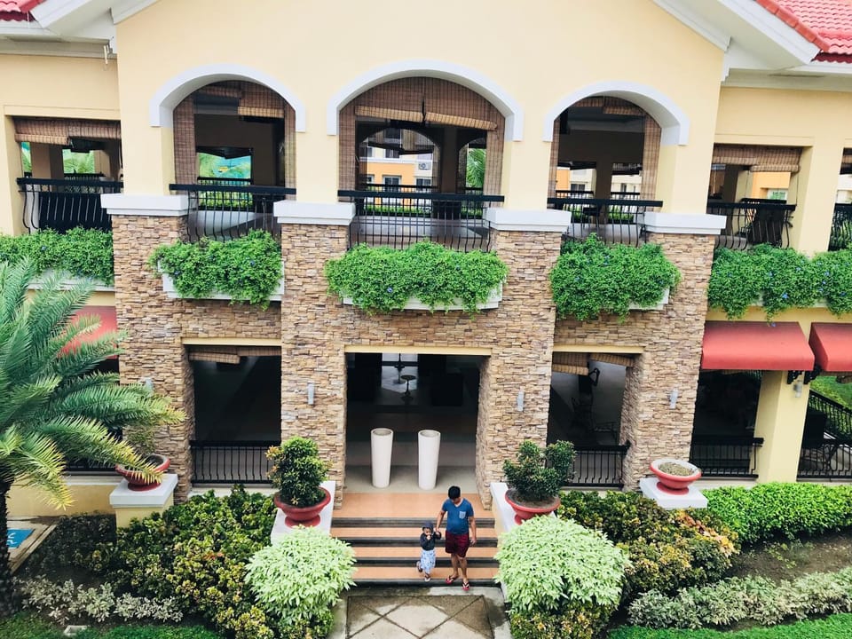 Property building, Facade/entrance, Activities, Children play ground, Garden, Lobby or reception, Other, Decorative detail, Evening entertainment, Area and facilities, Swimming pool, Entertainment