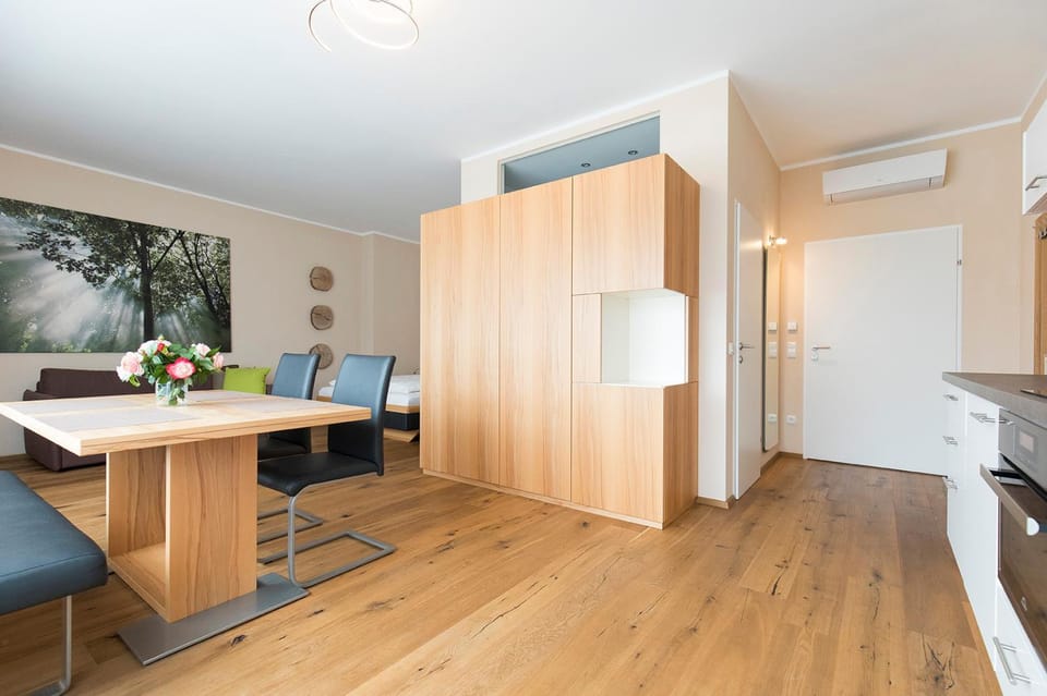 Dining area, hair dresser, air conditioner