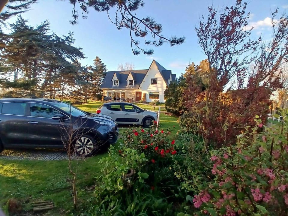 Garden view, Garden view, Parking