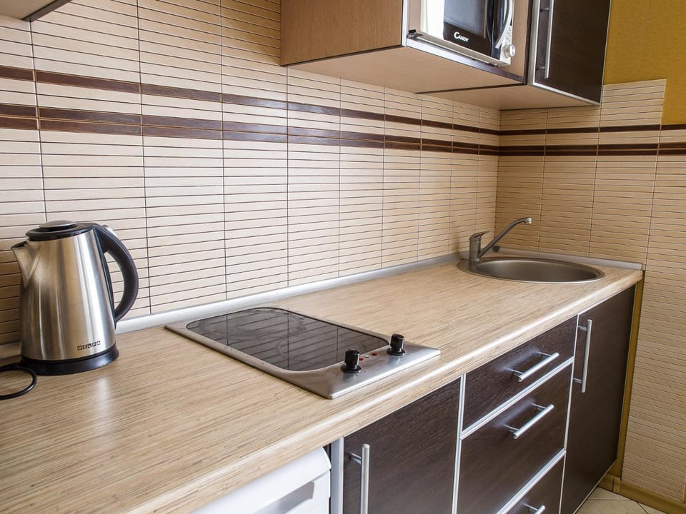 Coffee/tea facilities, Kitchen or kitchenette