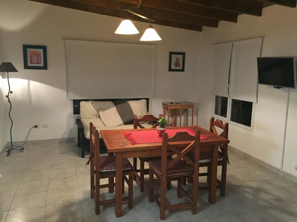 Communal lounge/ TV room, Food and drinks