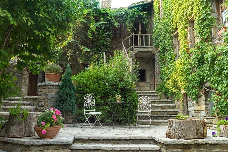 Saxonis Houses & Saxonis Villa Bed and Breakfast in North Macedonia